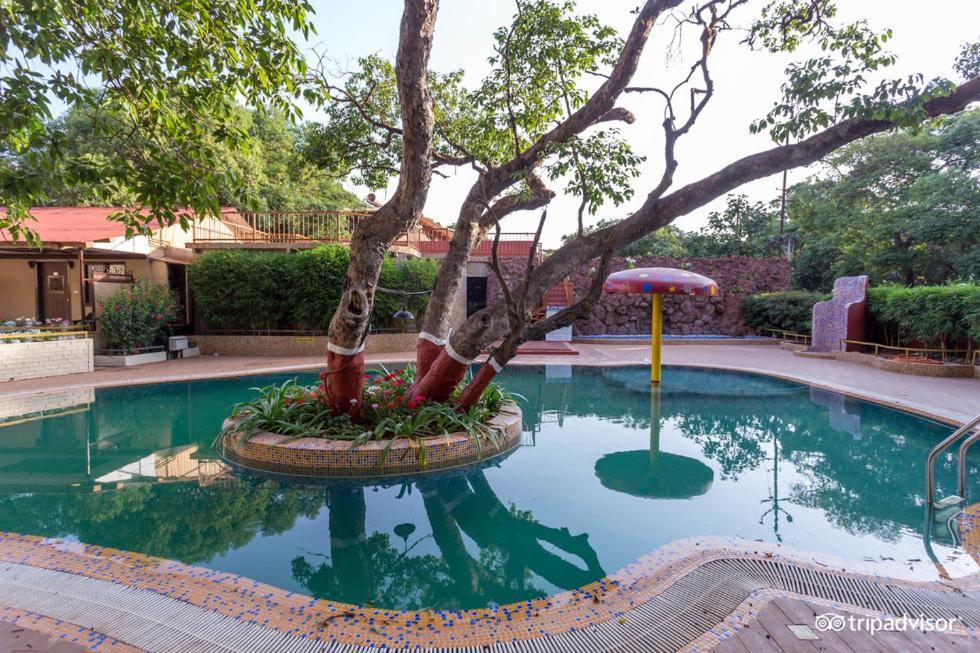 Beautiful Place Near Old Band Road Mahābaleshwar Buitenkant foto